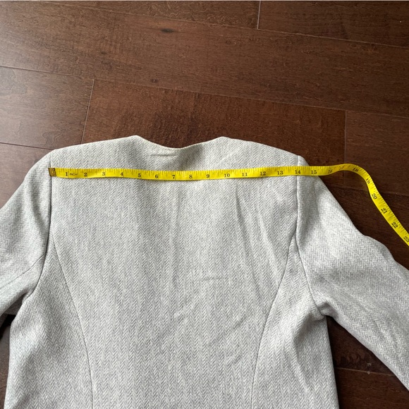 Reitmans size 4 open front gray herringbone blazer - Picture 5 of 7